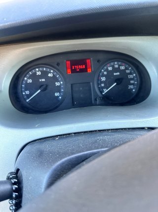 NISSAN PRIMASTAR