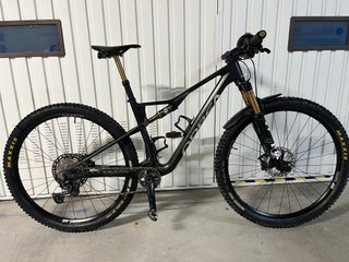 Orbea Oiz Carbono 2024 Fox Factory Kashima XT