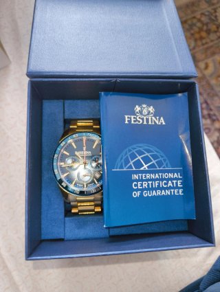 Reloj Festina Cronógrafo Azul y Dorado