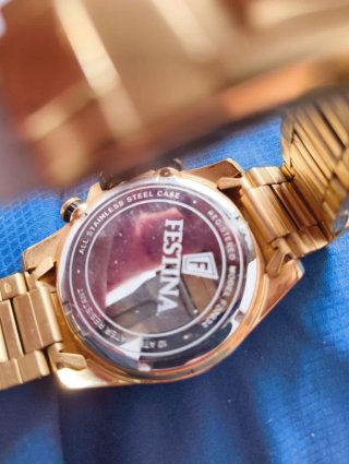 Reloj Festina Cronógrafo Azul y Dorado