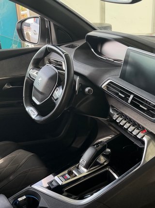 Peugeot 5008 2019
