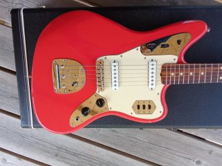 Fender Jaguar Candy Apple Red