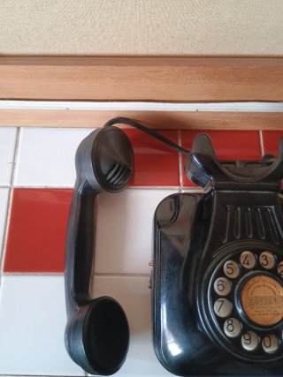 Teléfono Antiguo Baquelita Negro CTNE