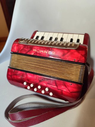 Acordeón Hohner Mignon I Rojo
