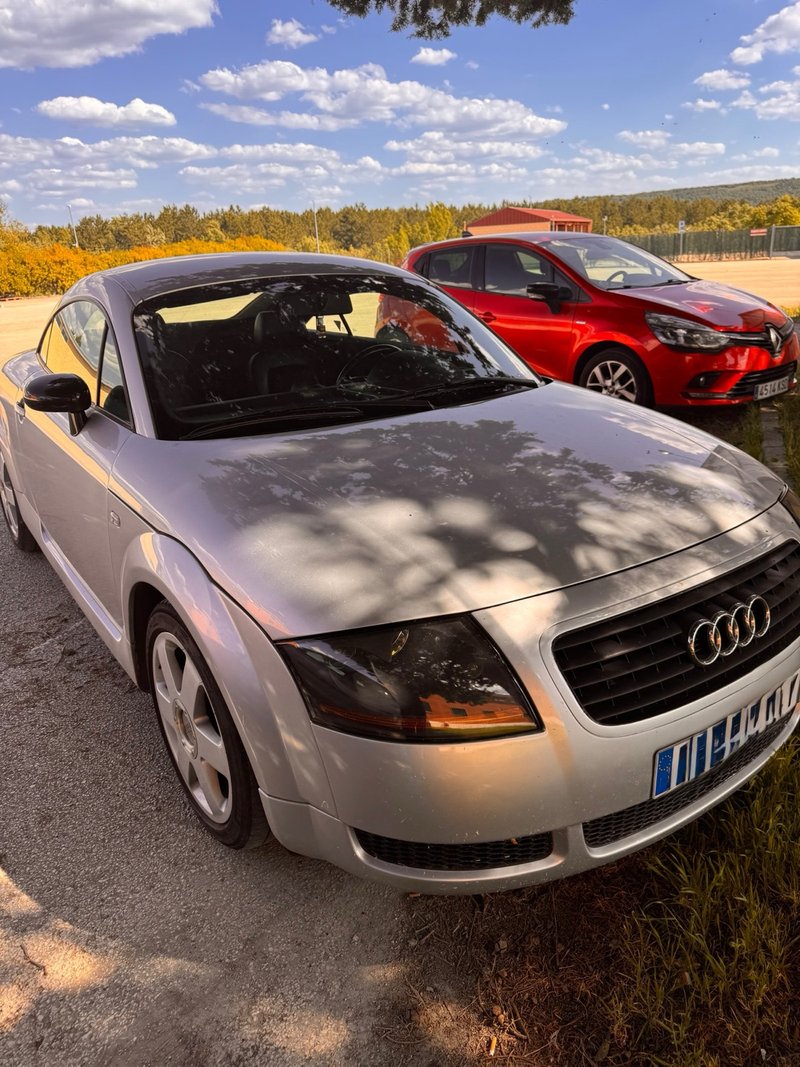 Audi TT 1999 - foto 1