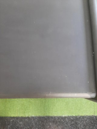 Estantería pequeña negra