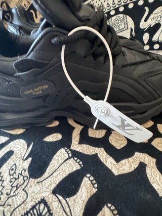 Sneakers Louis Vuitton Nere e Oro