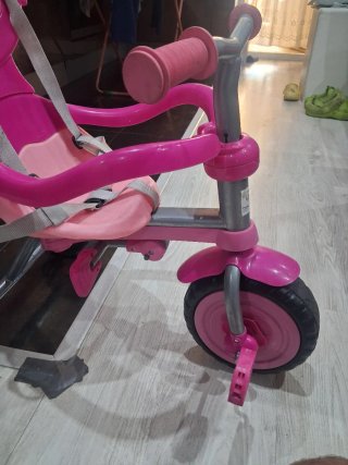 Triciclo Rosa 1-4 años con Apoya Pies