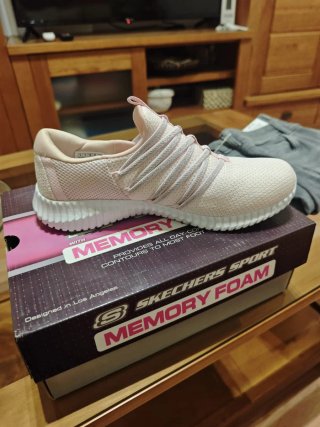 Zapatillas Skechers Rosa palido