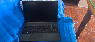 Portátil HP 255 G8 15.6 8GB RAM 256GB SSD