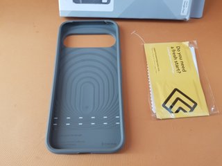 Funda Caseology Athlex Pixel 9 Pro XL
