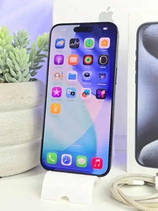 iPhone 15 Pro Max 256GB Azul con caja y cable