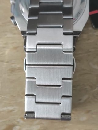 Reloj SKMEI Negro y Plateado