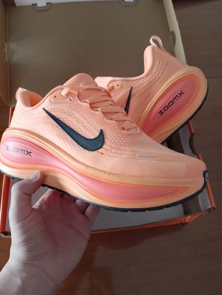 Zapatillas Nike ZoomX, vomero plus