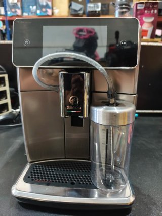 Cafetera Saeco Xelsis Deluxe Superautomática