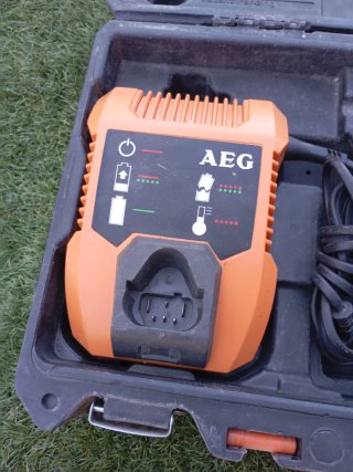 Cargador y Taladro AEG (No funciona el taladro)