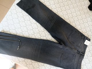 Pantalón vaquero Zara negro talla L/40