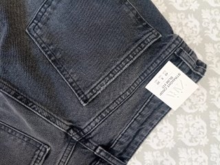 Pantalón vaquero Zara negro talla L/40
