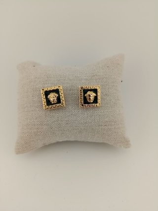 Pendientes Versace Medusa.