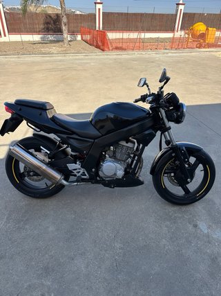 Daelim Roadwin 125cc Negra