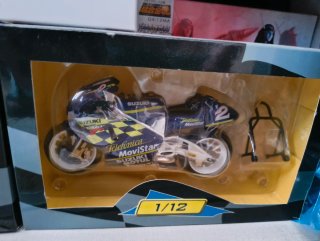 Modello Moto Suzuki 1/12 Telefonica Movistar