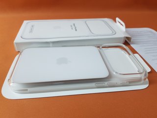 Funda Apple Clear Case MagSafe iPhone 16 Pro Max