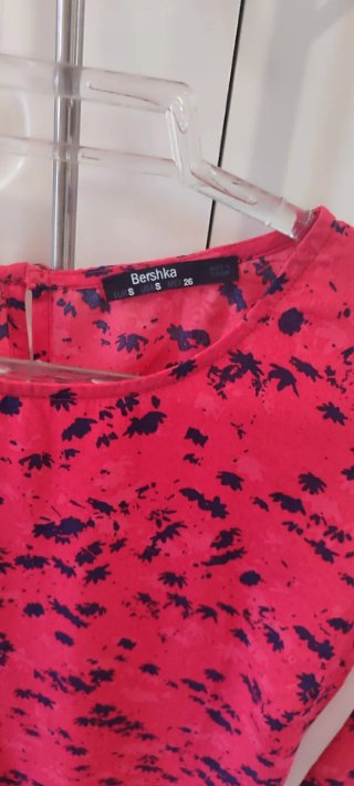 Mono falda pantalón rojo y negro