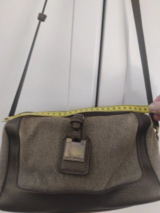 Bolso bandolera beige y marrón