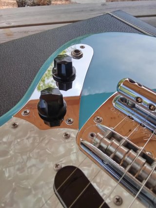 Fender Mustang CIJ Edición CBL Azul