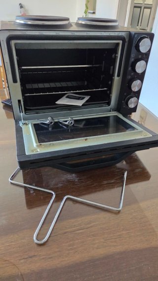 Horno Eléctrico Severin con placas