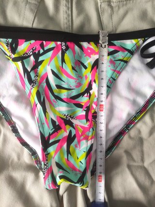Braguita bikini estampado tropical