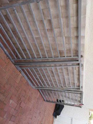 Precio por 4 puertas, rejas 145x125, una es de reg