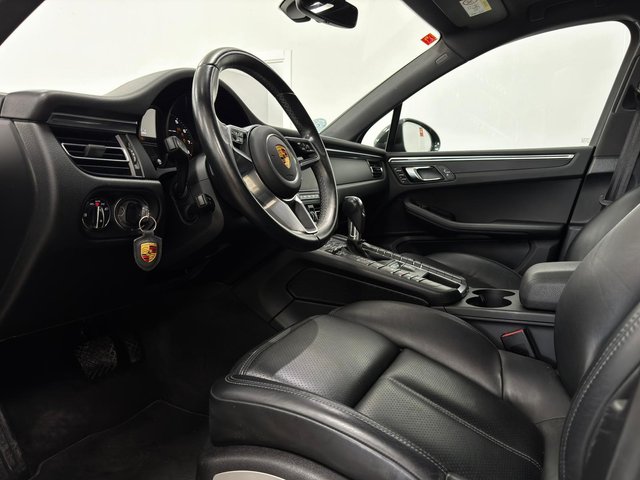 Porsche Macan Macan