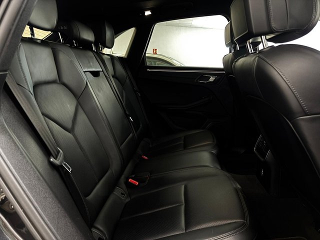 Porsche Macan Macan