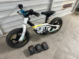 Moto Eléctrica Husqvarna Ee 1.20 Niños
