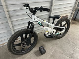 Moto Eléctrica Husqvarna Ee 1.20 Niños
