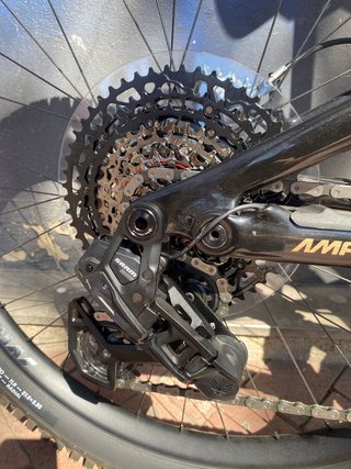 Bicicleta eléctrica Amflow Avinox
