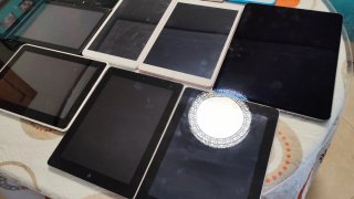 Lotto di 14 tablet Apple, Samsung, Huawei, Chuwi...