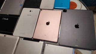 Lotto di 14 tablet Apple, Samsung, Huawei, Chuwi...