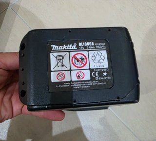 Taladro Percutor Makita + Batería 18V 9.0Ah