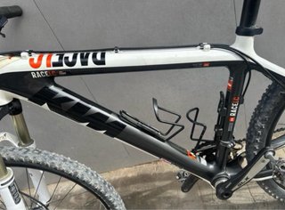 BICI MTB RIN 26 KTM D CARBONO HIDRAULICA. TALLA M