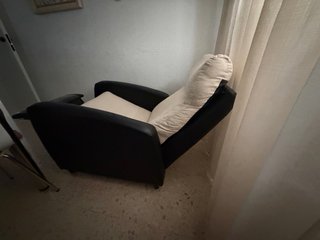 2 sillones de piel y tela reclinables