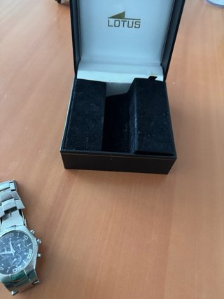 Reloj Lotus Hombre Negro y Plateado
