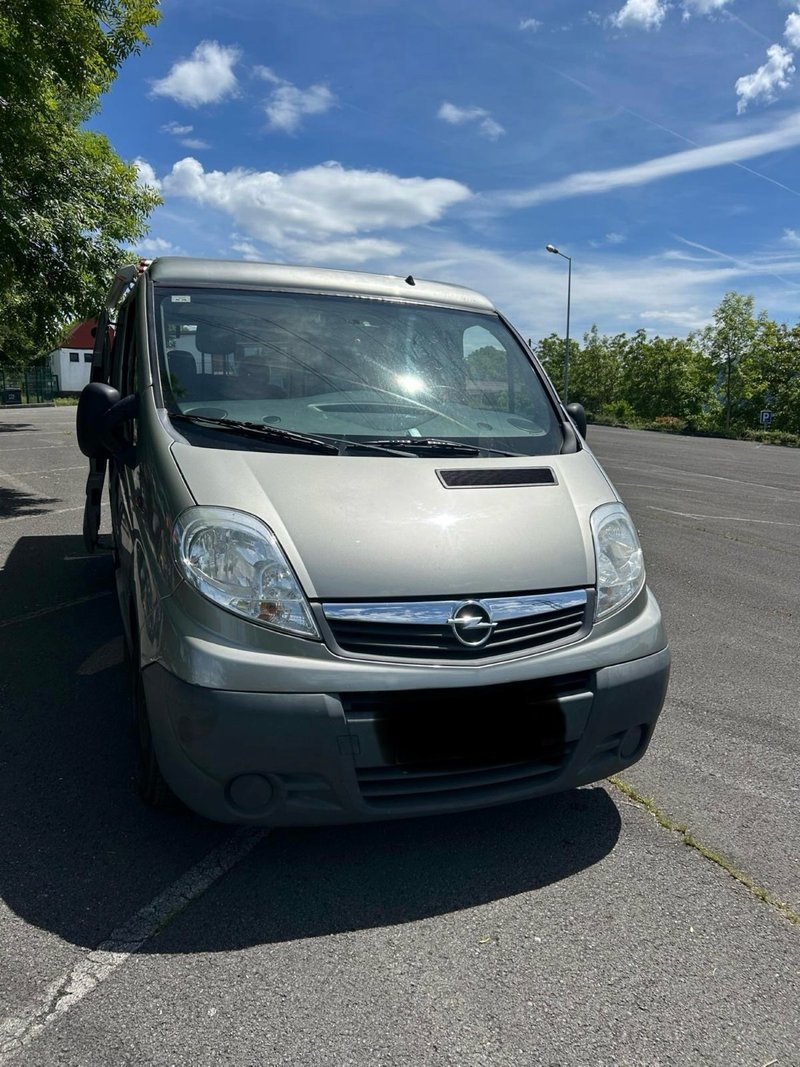 Opel Vivaro - foto 1