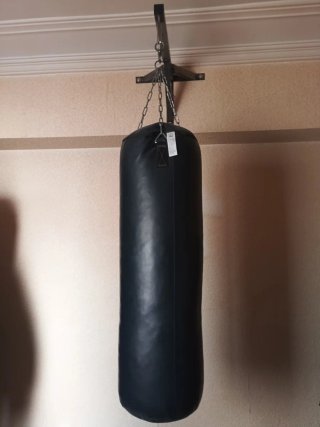 Saco de boxeo con soporte