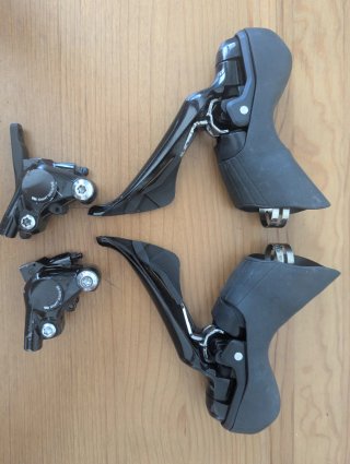Manetas Shimano 105 Hidráulicas 11v y frenos hidrá