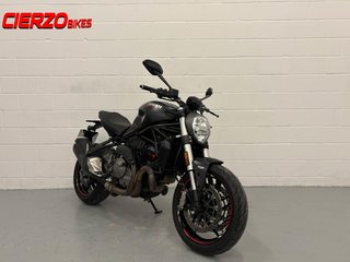 DUCATI MONTER 821
