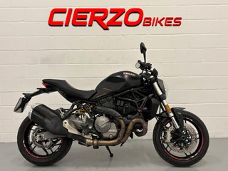 DUCATI MONTER 821
