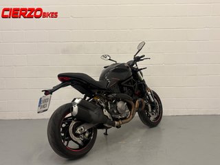 DUCATI MONTER 821
