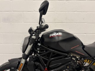 DUCATI MONTER 821
